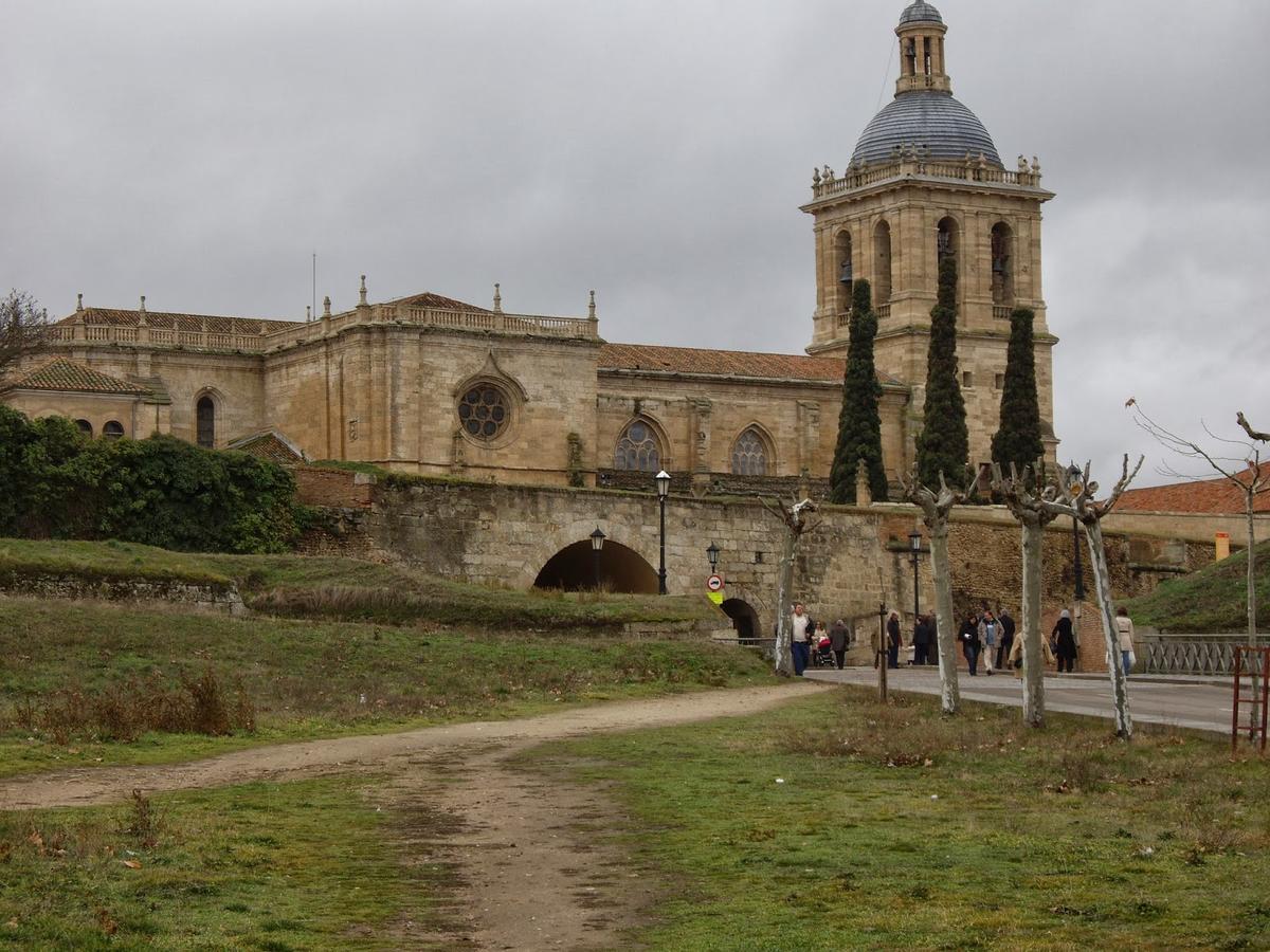 La Llave Del Campo Ciudad Rodrigo Ngoại thất bức ảnh